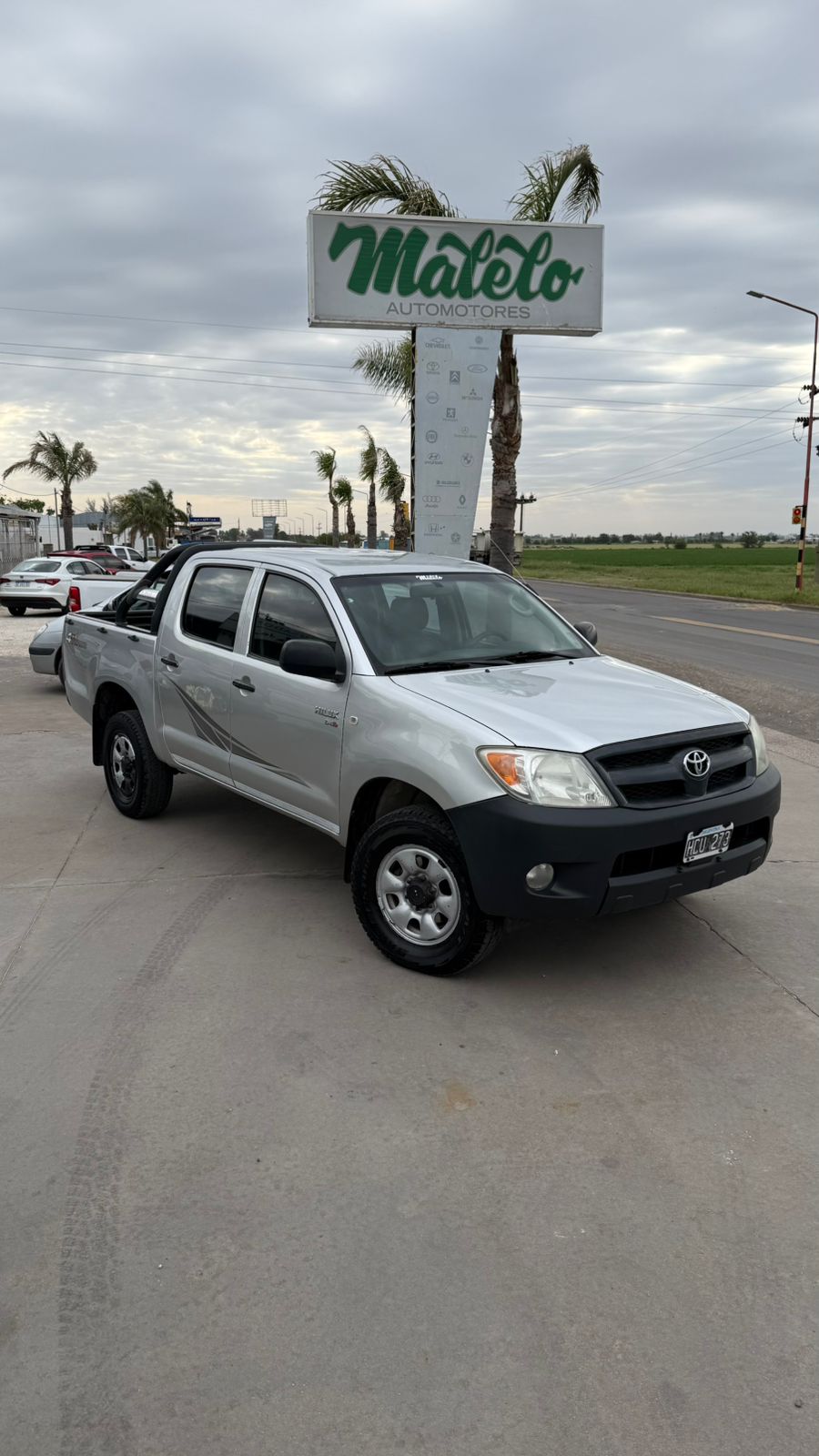 TOYOTA - HILUX DX - 4X4 2.5 - 2008